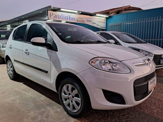 FIAT PALIO 1.0 MPI ATTRACTIVE 8V FLEX 4P MANUAL FIAT PALIO 1.0 MPI ATTRACTIVE 8V FLEX 4P MANUAL